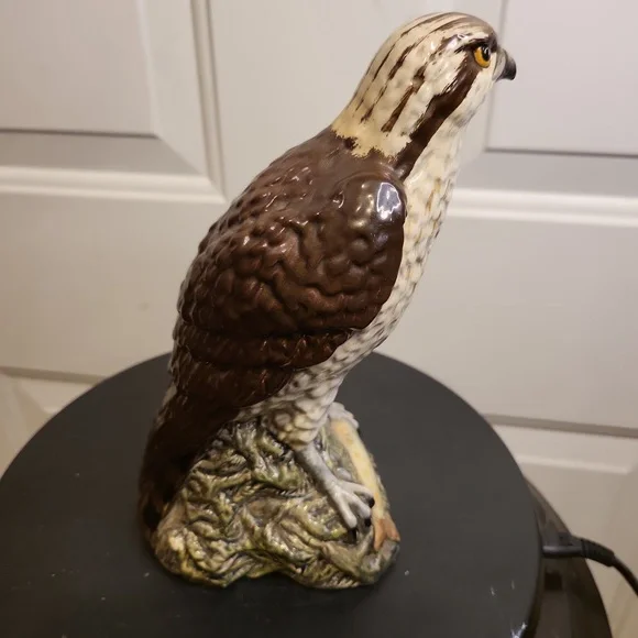 Beswick England Osprey Beneagles Whiskey Decanter by D. Lyttleton - Picture 5 of 11